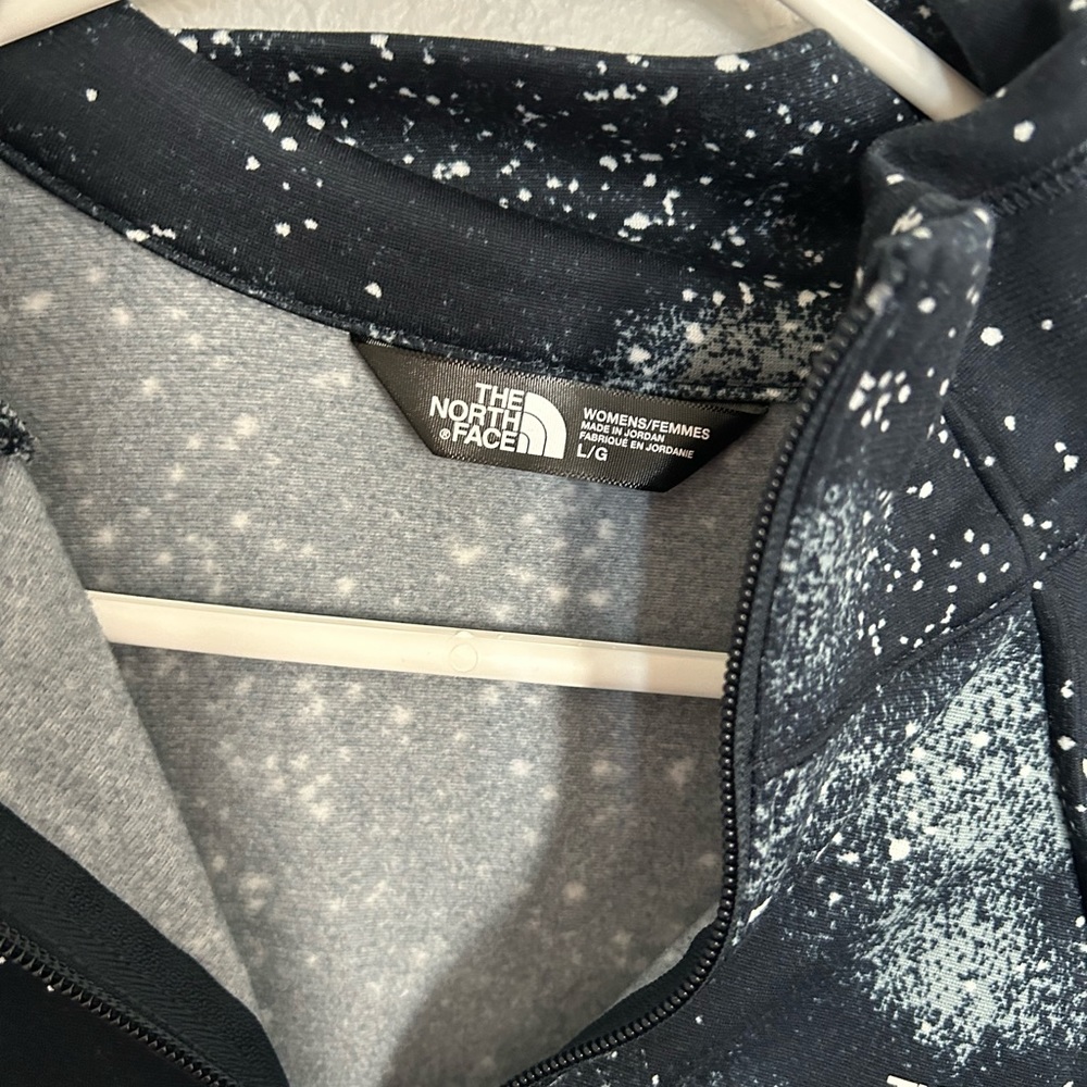 The North Face Black and White Women's Jacket - Picture 5 of 7